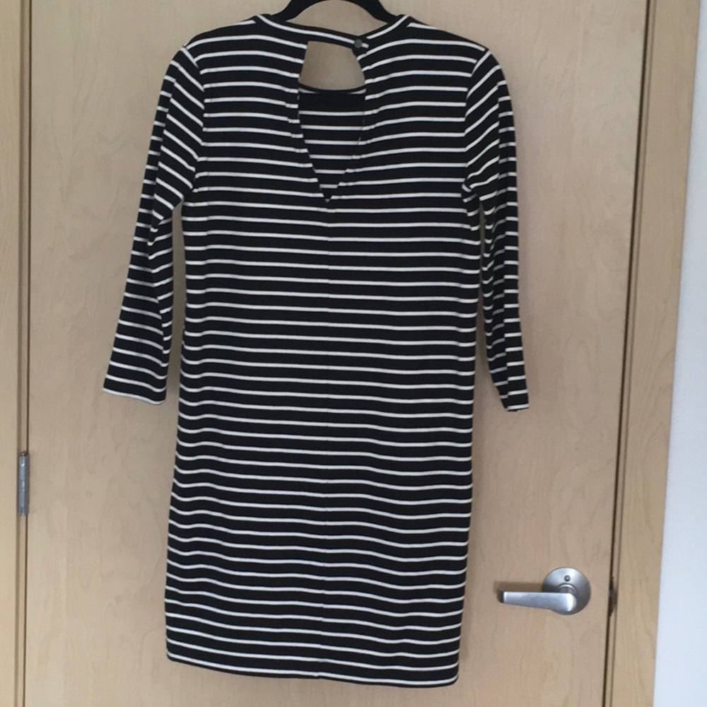 Madewell Striped Keyhole-Back Dress Black & White - Picture 6 of 7
